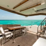 Renta de Yate de Lujo 70 ft Addicted - Imagen 3